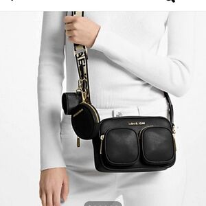 Michael Kors Criss Body Bag With Accessories